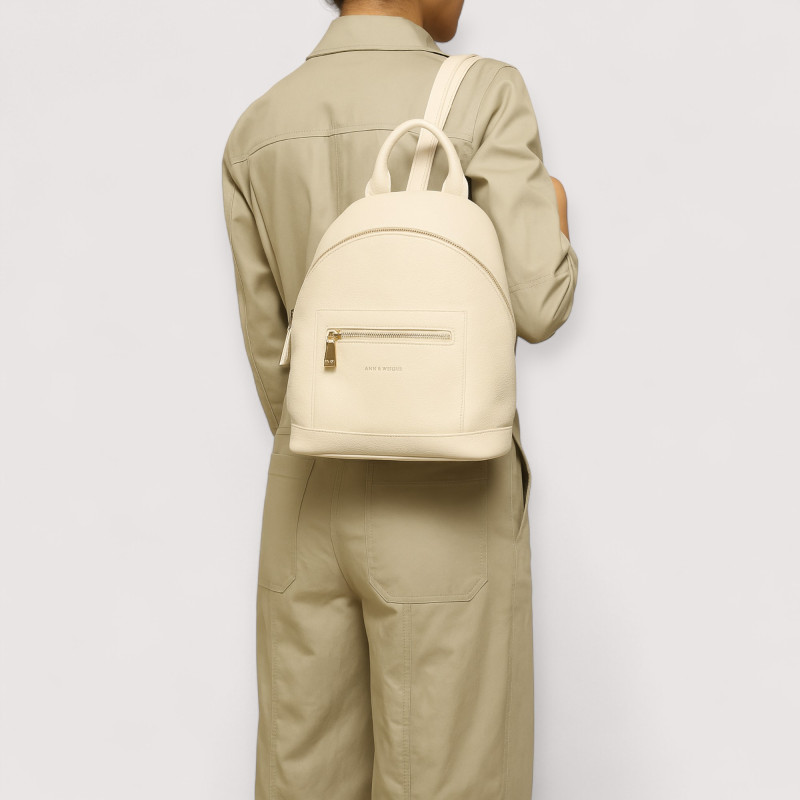 KOŽENÝ BATOH ALESSIA  ANNA VIRGILI