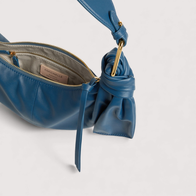 FUROSHIKI SMALL KOŽENÁ KABELKA COCCINELLE