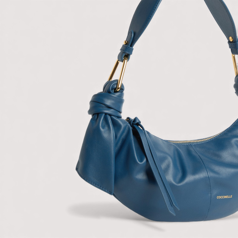FUROSHIKI SMALL KOŽENÁ KABELKA COCCINELLE