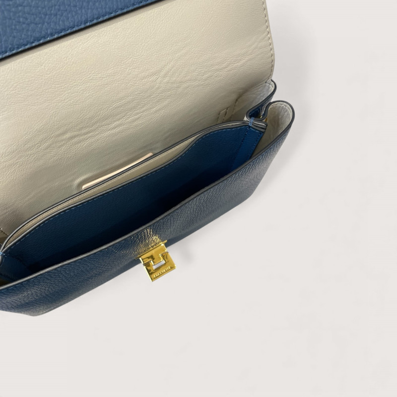 ARLETTIS MEDIUM KOŽENÁ KABELKA COCCINELLE