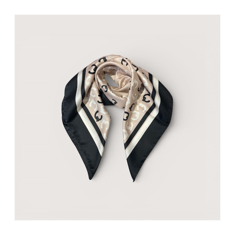 C-ME ALL-OVER ŠÁTEK COCCINELLE