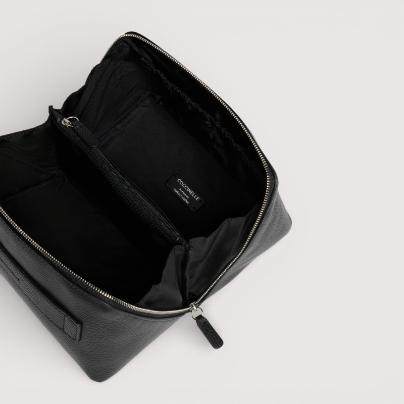 STG SOFT KOŽENÁ KOSMETICKÁ TAŠTIČKA COCCINELLE