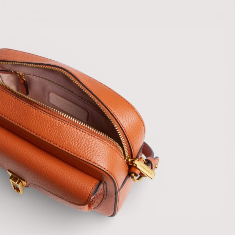 COCCINELLE BEAT SOFT SMALL KOŽENÁ KABELKA