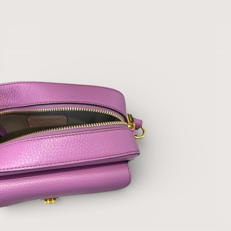 COCCINELLE BEAT SOFT SMALL KOŽENÁ KABELKA