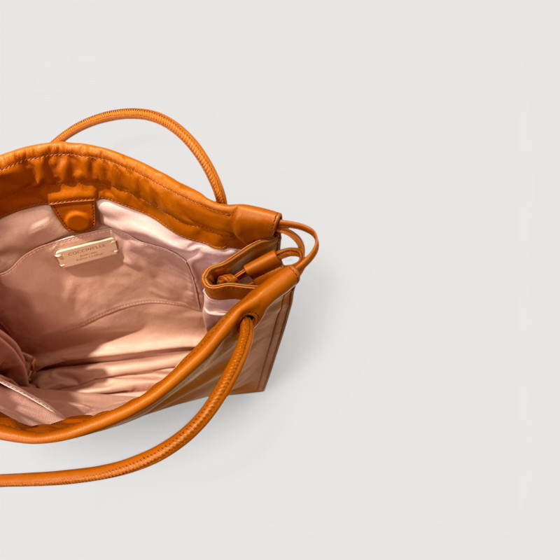 DULSE LARGE KOŽENÁ KABELKA COCCINELLE