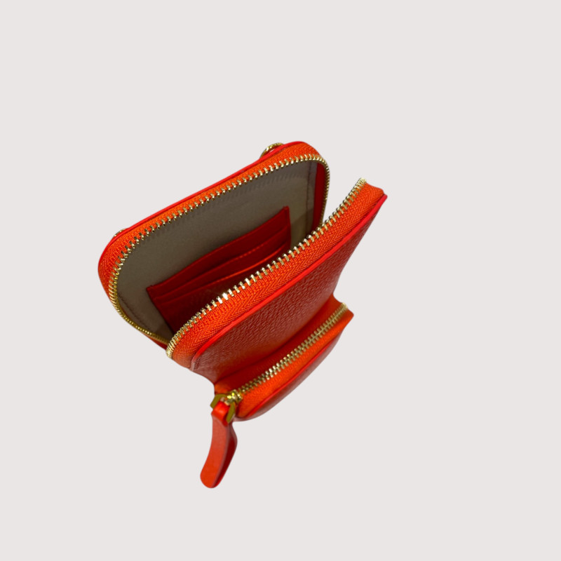 COCCINELLE PIXIE KOŽENÉ POUZDRO NA TELEFON BRUNETTE AW25