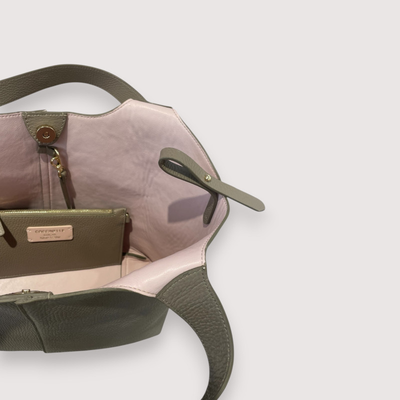 COCCINELLE C-EASY MEDIUM KOŽENÁ KABELKA