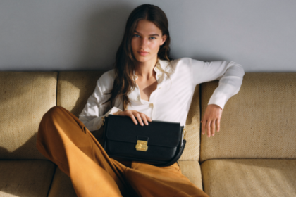 COCCINELLE UVÁDÍ C-ME LOCK: IKONU  SEZÓNY 2026